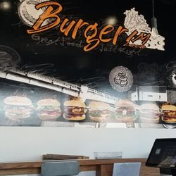 BurgerIM - I'm about to go in on these burgers. If I like it then I'll eat 5 more.