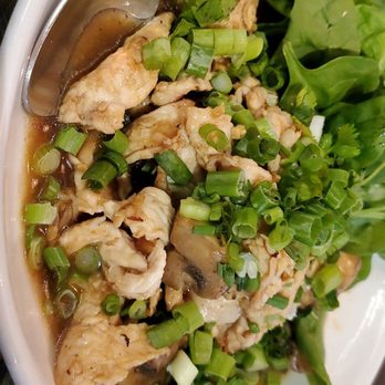 Thai Towne Eatery - Garlic chicken !!! Looks pretty . But has no flavor - Thai Near Me - Orange, California Thai Towne Eatery - Garlic chicken !!! Looks pretty . But has no flavor - Thai Near Me - Orange, California