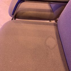 Pasadena Eye Associates - Someone possibly shat themselves here.