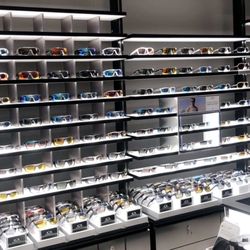 Sunglass Hut