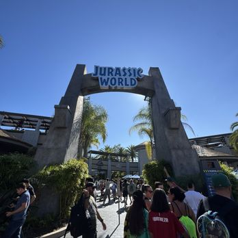 Jurassic World The Ride - Amusement Parks Near Me - Universal City, California