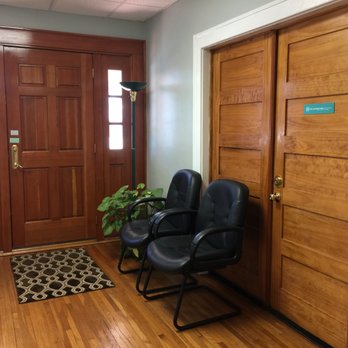 Holistic Acupuncture Clinic - I try to never keep you waiting, but if you arrive early we have a comfortable waiting area, and coffee shops and restaurants next door. - Acupuncture Near Me - Charlotte, North Carolina Holistic Acupuncture Clinic - I try to never keep you waiting, but if you arrive early we have a comfortable waiting area, and coffee shops and restaurants next door. - Acupuncture Near Me - Charlotte, North Carolina