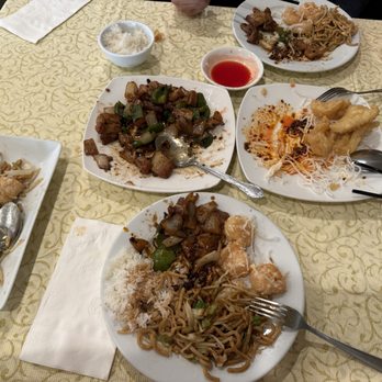 Oriental Chef - Chicken chow mien, black bean sauce pork belly, honey walnut prawns, white rice, and fried squid - Seafood Near Me - Stockton, California