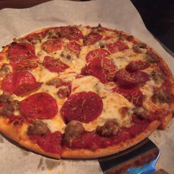 La Barra - Riverside - 10" thin crust sausage and pepperoni. Great taste - Pizza Near Me - Riverside, Illinois