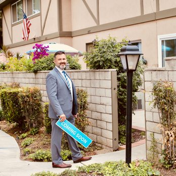Gustavo Lugo - Compass - Real Estate Agents Near Me - Dana Point, California Gustavo Lugo - Compass - Real Estate Agents Near Me - Dana Point, California