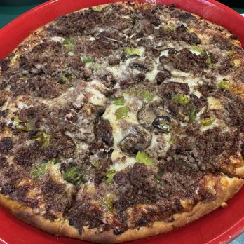 La Casa Pizzaria - OG hamburger with mushrooms and green peppers added - Pizza Near Me - Omaha, Nebraska La Casa Pizzaria - OG hamburger with mushrooms and green peppers added - Pizza Near Me - Omaha, Nebraska