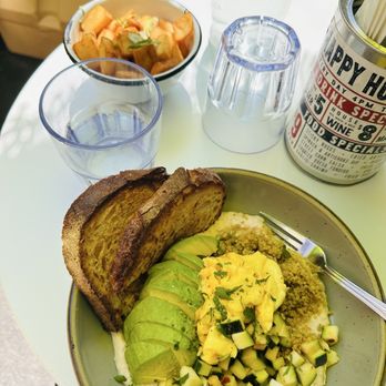 The Grey Dog - Flatiron - Roasted Beet Salad - Breakfast & Brunch Near Me - New York, New York