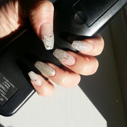 Diana Nails - My first full set at Diana Nails. Love them! Super happy with the job and the service! Great price too!