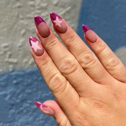 Studio Nails - Acrylic nail art manicure gel