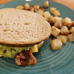 George's Surfside Grille - Breakfast sandwich