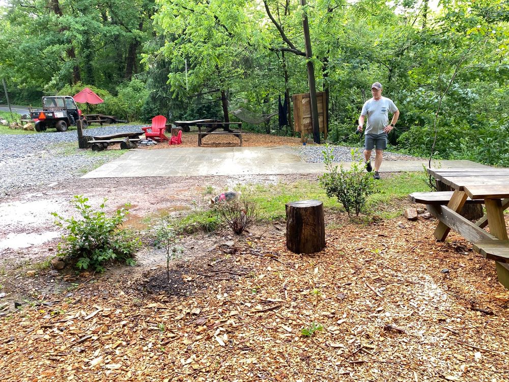 HEARTHSTONE CABINS AND CAMPING 62 Hearthstone Trl, Helen,