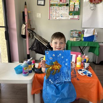 saluTEacher - My son at an awesome art class - Special Education Near Me - Valley Gen, California