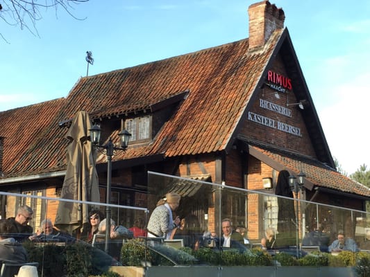 Brasserie Kasteel Beersel by null