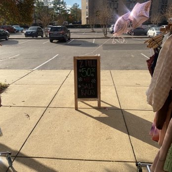 Just Polly Boutique - Women's Clothing Near Me - Memphis, Tennessee Just Polly Boutique - Women's Clothing Near Me - Memphis, Tennessee