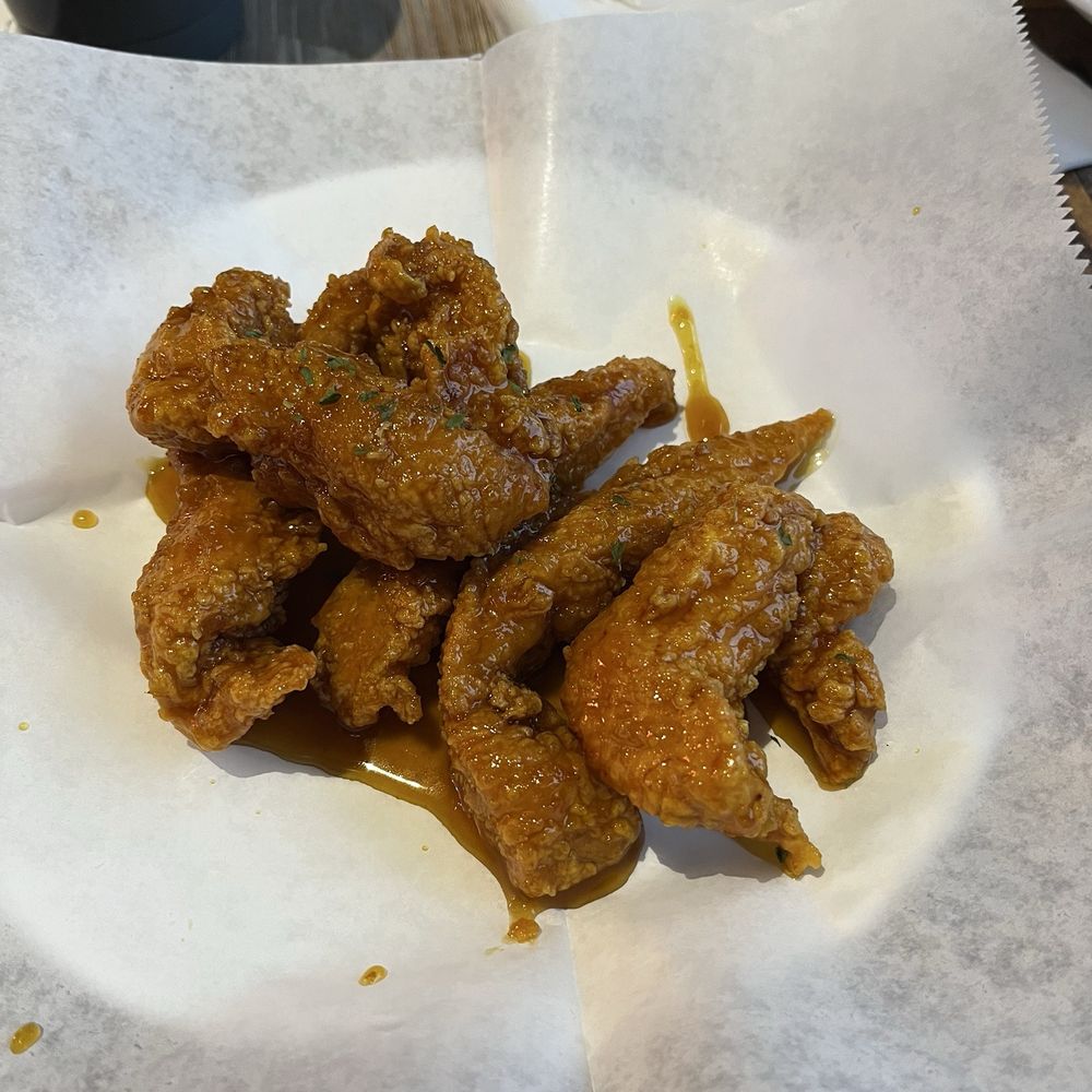 92 Chicken - Honey garlic chicken - Chicken Wings Near Me - Lawrence, Kansas 92 Chicken - Honey garlic chicken - Chicken Wings Near Me - Lawrence, Kansas