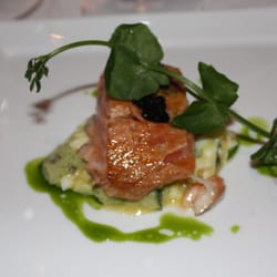 Hos Thea - Lightly smoked salmon with sauce gribiche