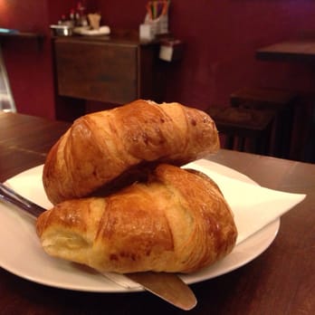 cafe bar - Leckere Croissants - Cafes Near Me - Cologne, NW