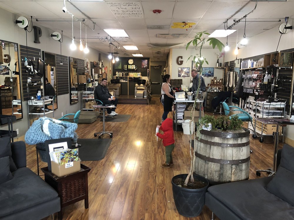 Anant Salon Image