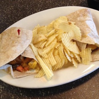 Jason's Deli - Ranchero Chicken Wrap. Gave me potato chips instead of tortilla chips, but whatever, still good. - Delis Near Me - East Peoria, Illinois Jason's Deli - Ranchero Chicken Wrap. Gave me potato chips instead of tortilla chips, but whatever, still good. - Delis Near Me - East Peoria, Illinois
