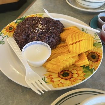 Bosco's Diner - American Near Me - Victorville, California