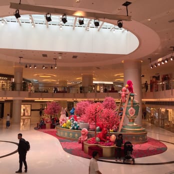 圓方 - Easter display - Shopping Centers Near Me - Hong Kong, HK