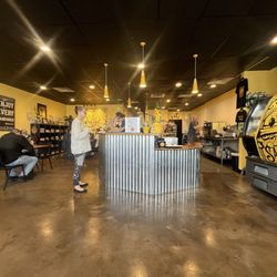 Colonel Mustard's Sandwich Emporium - Inside