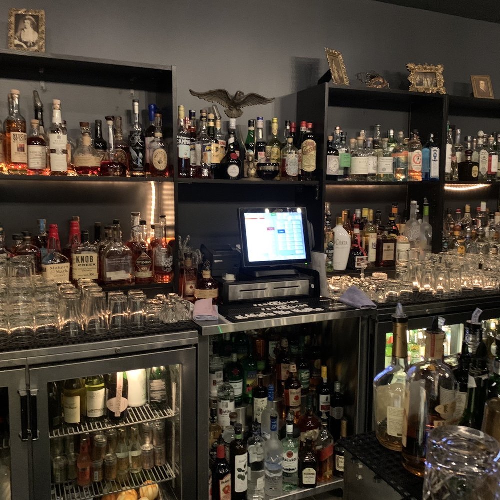 Executive Order Bar & Lounge - Cocktail Bars Near Me - San Francisco, California