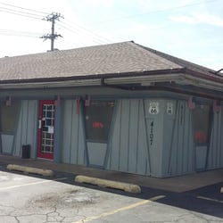 K J Liquor Store