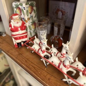 The Artful Flea - Vinage Christmas - Used, Vintage & Consignment Near Me - Catonsville, Maryland