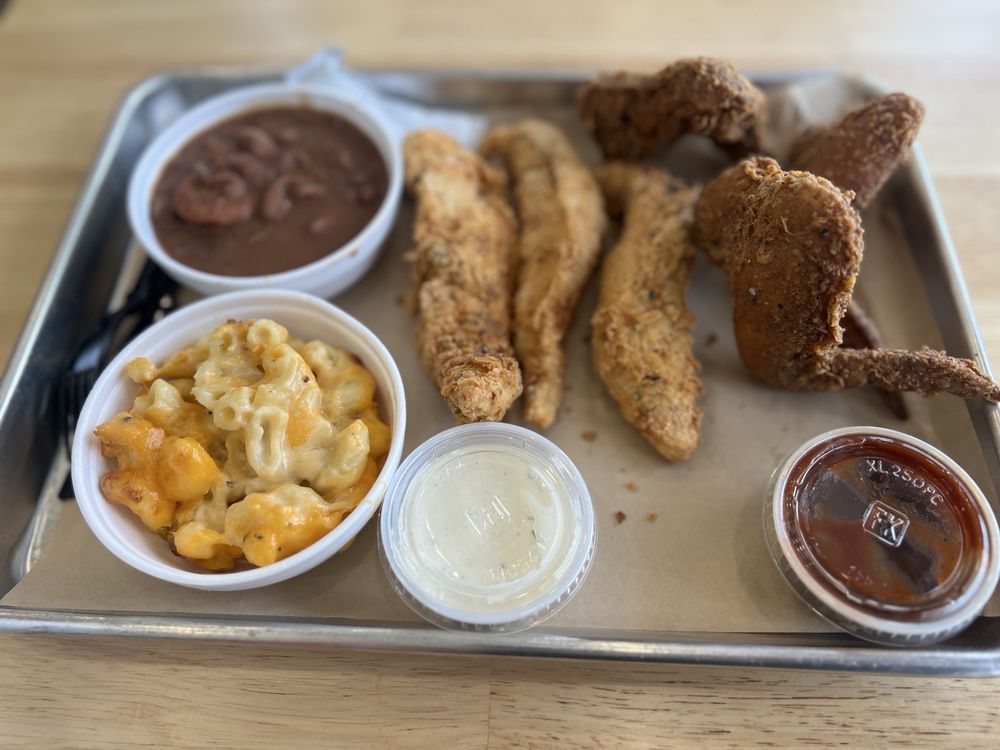 Roots Chicken Shak Logo