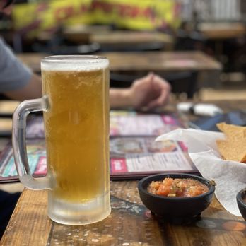 El Refu - Beer and salsa - Mexican Near Me - Houston, Texas El Refu - Beer and salsa - Mexican Near Me - Houston, Texas
