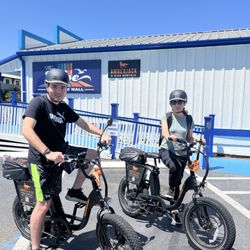 Amberjack E- Bike Rentals - Locals on a ride!