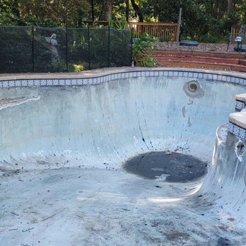 V&D Pool Plaster and Renovation - Pool & Hot Tub Service Near Me - Dacula, Georgia