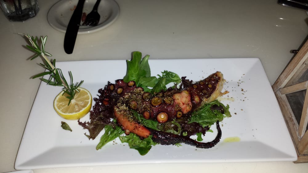 Poseidon Greek Restaurant & Outdoor Lounge