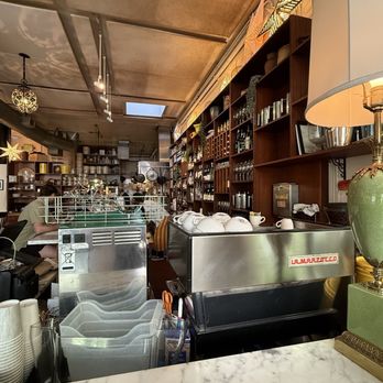 Tilikum Place Cafe - Bar - New American Near Me - Seattle, Washington Tilikum Place Cafe - Bar - New American Near Me - Seattle, Washington