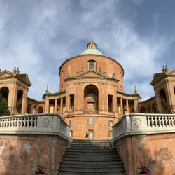 Santuario Madonna di San Luca - Full shot of back of the building...(or is it the front?)