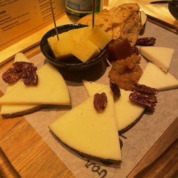 Bar Oso - Cheese board - Cocktail Bars Near Me Bar Oso - Cheese board - Cocktail Bars Near Me