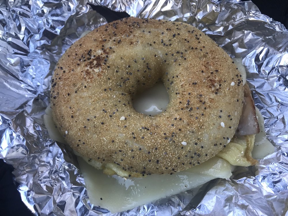 THE NEW DAILY BAGEL 22 Photos & 27 Reviews 309 S Washington Sq
