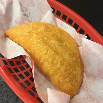 La Maracucha Venezuelan Restaurant - Empanada with shredded beef - Venezuelan Near Me - Gainesville, Florida La Maracucha Venezuelan Restaurant - Empanada with shredded beef - Venezuelan Near Me - Gainesville, Florida