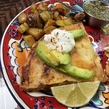 Adobe and Pines Inn - Breakfast quesadilla the first day - Bed & Breakfast Near Me - Taos, New Mexico