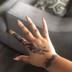 Henna Tattoo Chicago - 18 hours after