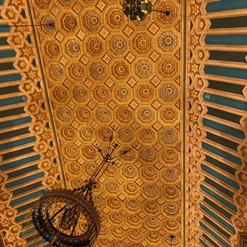 Akron Civic Theatre - Ceiling in lobby - Music Venues Near Me - Akron, Ohio Akron Civic Theatre - Ceiling in lobby - Music Venues Near Me - Akron, Ohio