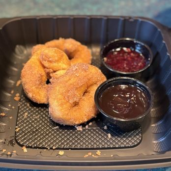 Smokey Bones Cheektowaga - The donuts! - Barbeque Near Me - Cheektowaga, New York Smokey Bones Cheektowaga - The donuts! - Barbeque Near Me - Cheektowaga, New York