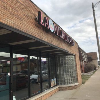 La Michoacana Plus - Ice Cream & Frozen Yogurt Near Me - Milwaukee, Wisconsin