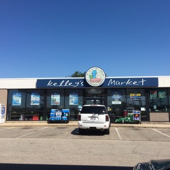 Mobil - The shop - Gas Stations Near Me - Cortland, Illinois