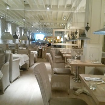 Australasia - Beautiful interior - Asian Fusion Near Me - Spinningfields, XGM