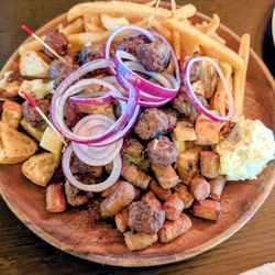 Stefan Grill Cafe Bar