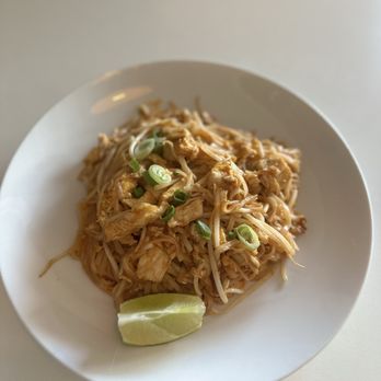 Thai Lao and Pho - Pad Thai with chicken - Thai Near Me - San Antonio, Texas Thai Lao and Pho - Pad Thai with chicken - Thai Near Me - San Antonio, Texas
