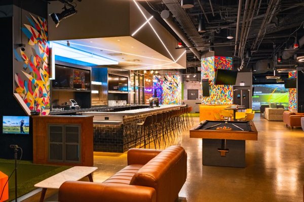 Five Iron Golf by null