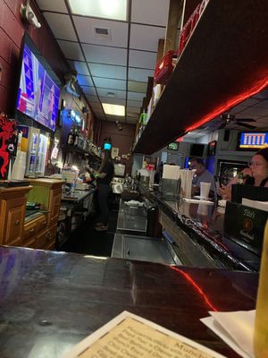Ellie's Crow Bar Lounge by null